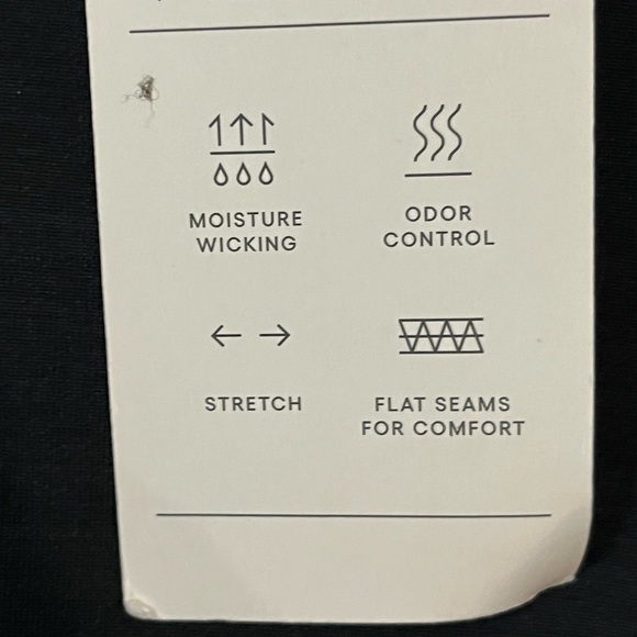 Hot & Delicious cropped fringed sweater
B4 - Picture 6 of 6